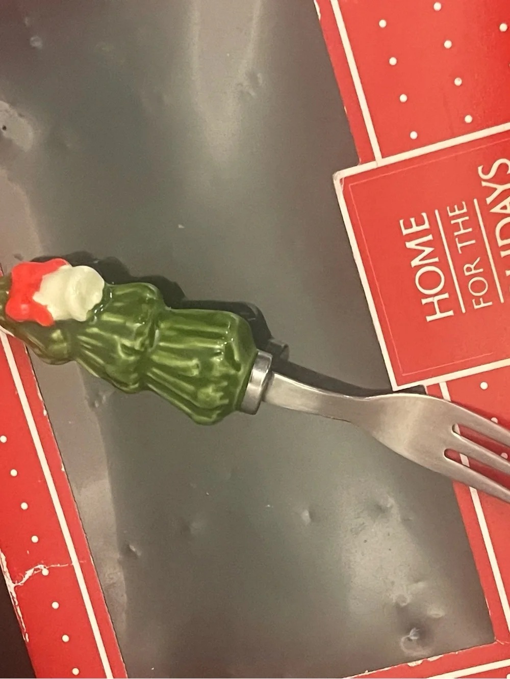 Home for the Holidays Red and Green Ceramic Tap Handle Set
